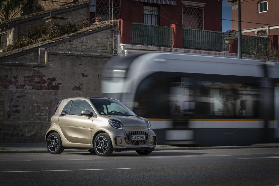 Smart EQ ForTwo Pulse Coupe (C453) 2020 года  (WW) (фото 2 из 47)